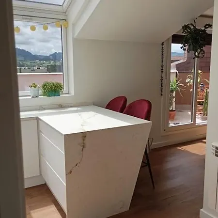 Atico Con Terraza דירה *