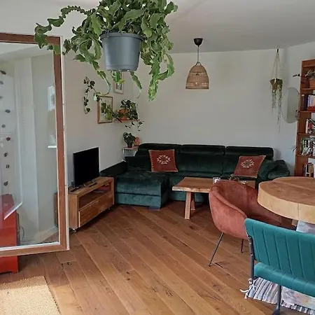 Atico Con Terraza Apartman
